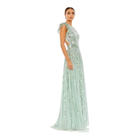 MAC DUGGAL Sequined One Shoulder Flutter Sleeve A Line Gown in Pistachio NWT - Picture 8 of 9